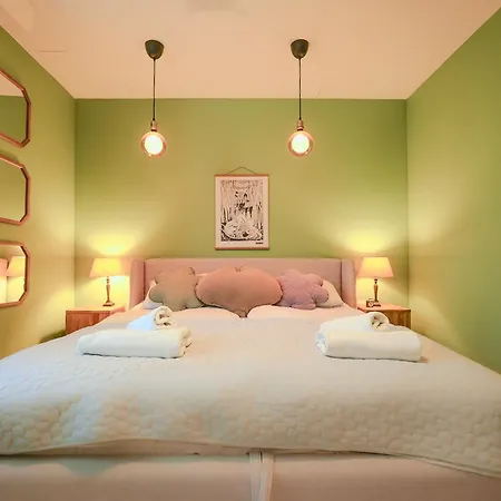 Pastel & Peace 2 Bedrooms Royal Lazienki アパート ワルシャワ