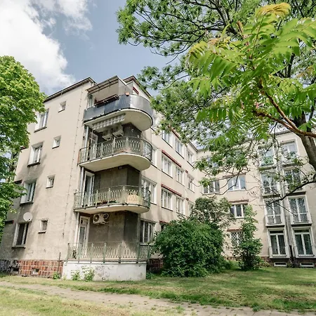 Pastel & Peace 2 Bedrooms Royal Lazienki Lägenhet