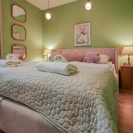 Pastel & Peace 2 Bedrooms Royal Lazienki * Varsóvia