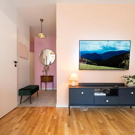 Pastel & Peace 2 Bedrooms Royal Lazienki Варшава
